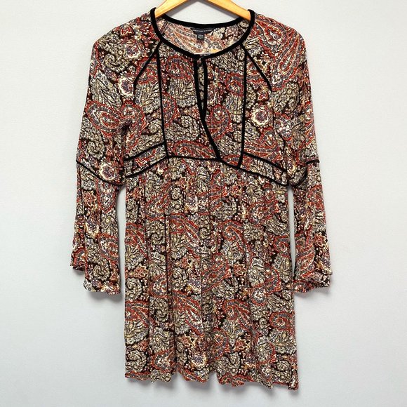 American Eagle Outfitters Dresses & Skirts - NWT American Eagle Outfitters Printed Paisley Dress with Velvet Trim Size Small